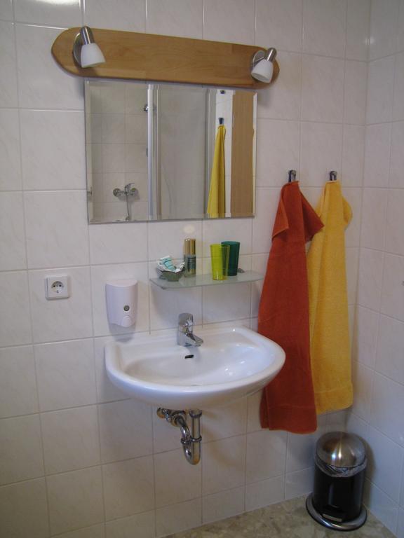 Stollenklause Apartment Hormersdorf  Room photo